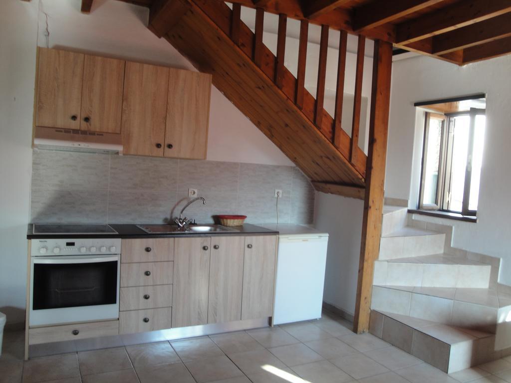 Villa Chrysodimi Chalki Town Ruang foto
